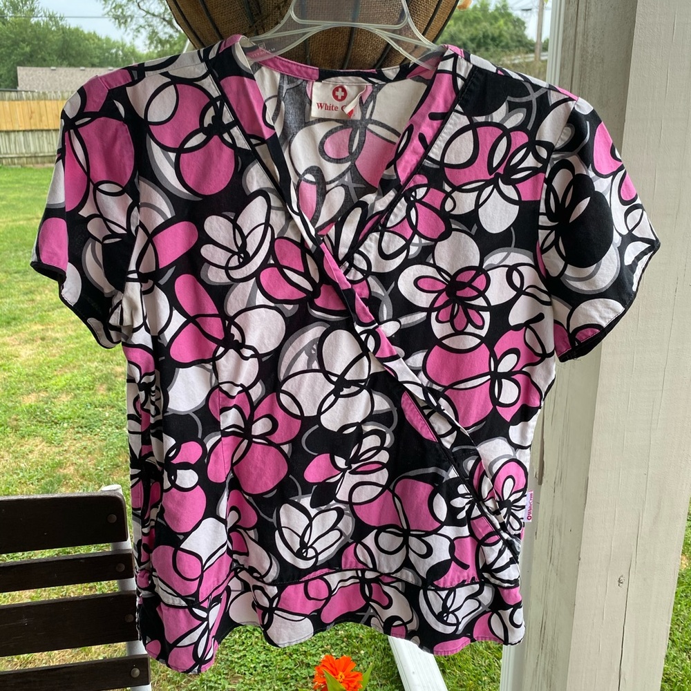 Cute scrub top small